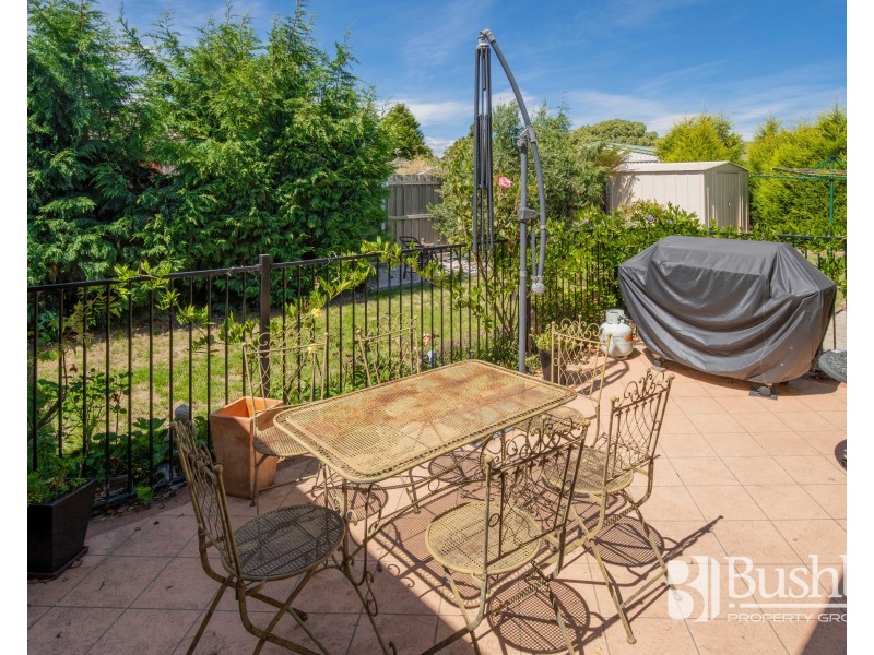 6 Mallard Place, Newnham TAS 7248