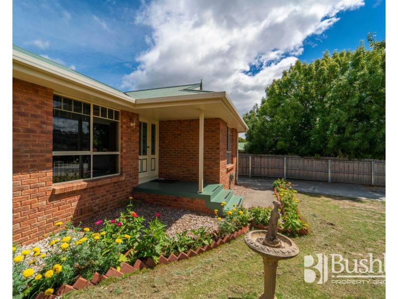 39 Rothesay Close, Newnham TAS 7248