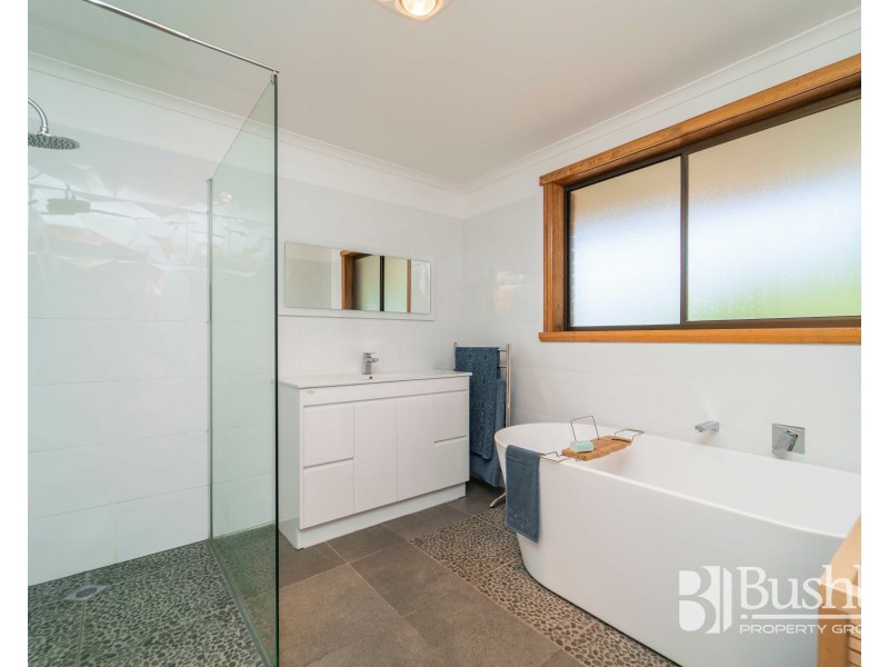 76 Nobelius Drive, Legana TAS 7277