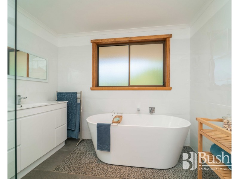 76 Nobelius Drive, Legana TAS 7277