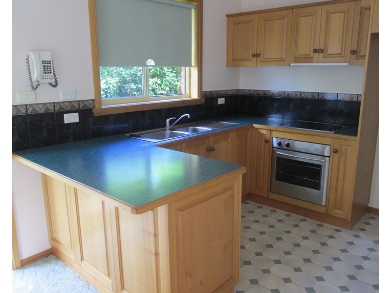 2/31 Pamela COURT, Summerhill TAS 7250