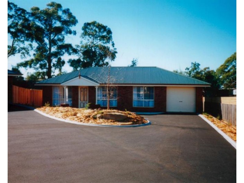 2/31 Pamela COURT, Summerhill TAS 7250