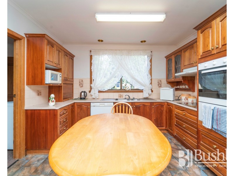 8 Summit Drive, Devon Hills TAS 7300