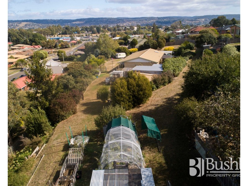 19 Parklands Parade, Newnham TAS 7248