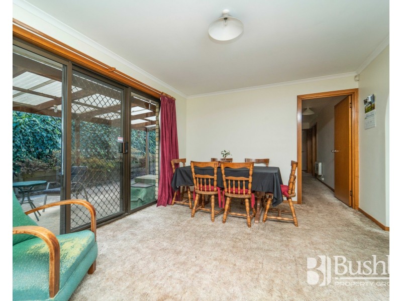 19 Parklands Parade, Newnham TAS 7248
