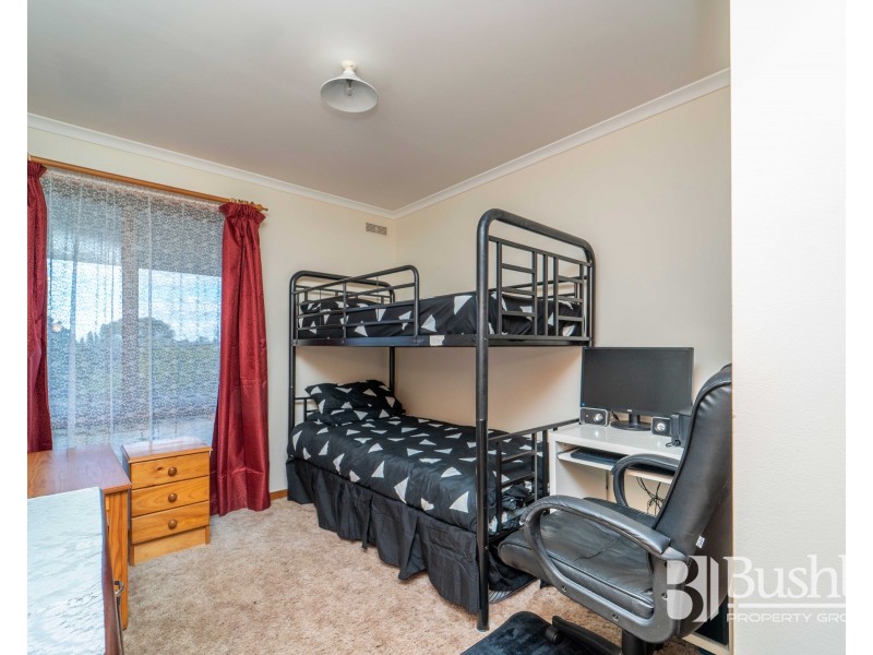 19 Parklands Parade, Newnham TAS 7248
