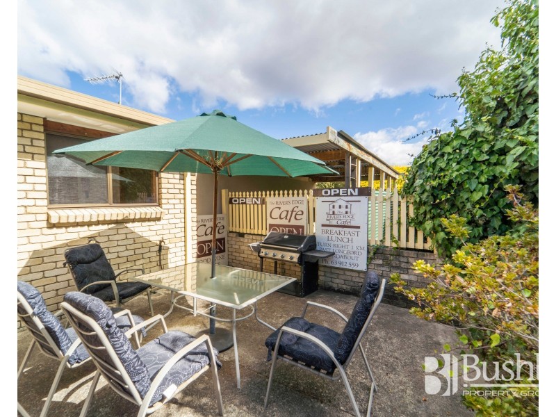 19 Parklands Parade, Newnham TAS 7248
