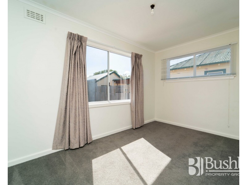 30 Button Street, Mowbray TAS 7248
