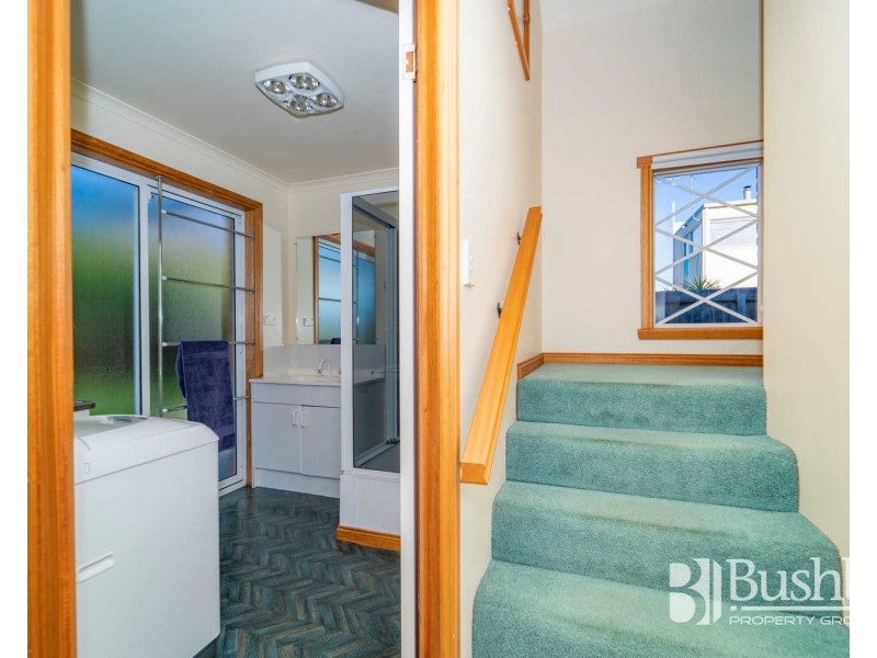2/4 Allenby Street, Mowbray TAS 7248