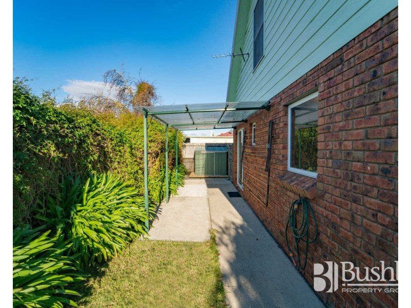 2/4 Allenby Street, Mowbray TAS 7248