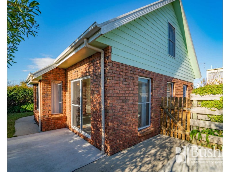 2/4 Allenby Street, Mowbray TAS 7248