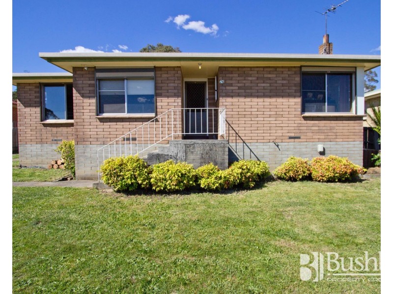 24 Pioneer Parade, Ravenswood TAS 7250