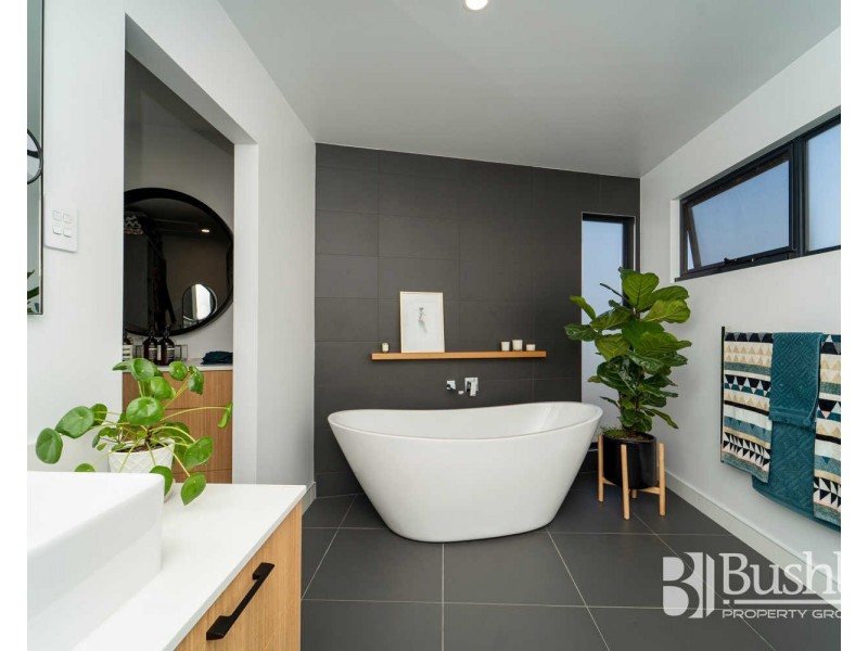25 Junction Street, Newstead TAS 7250
