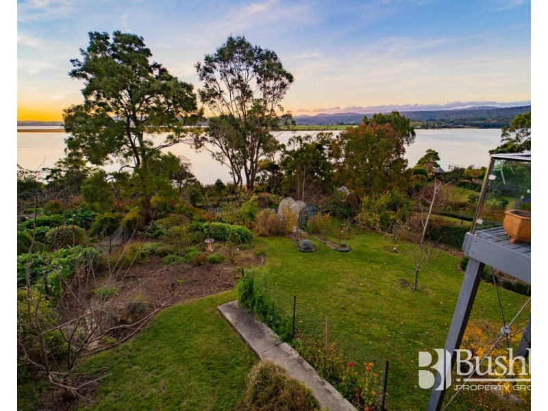 50 Beach Road, Legana TAS 7277