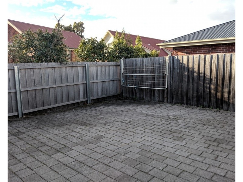 1/10-12 Plumer Street, Mowbray TAS 7248