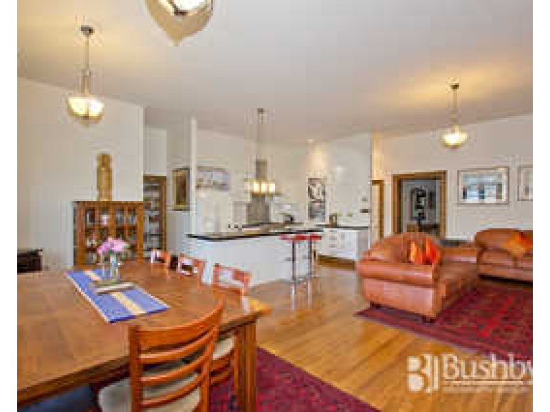 5 College Street, Newstead TAS 7250