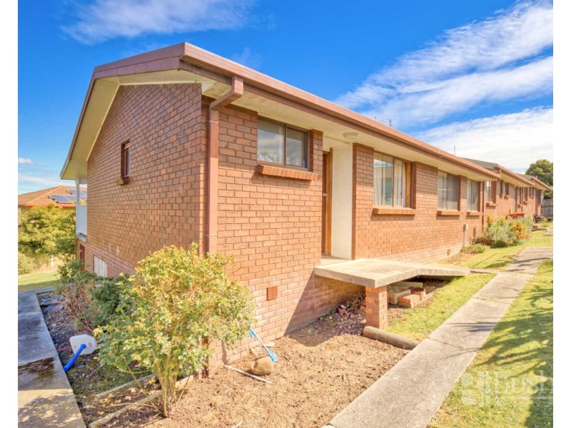 18 Bronzewing Avenue, Newnham TAS 7248