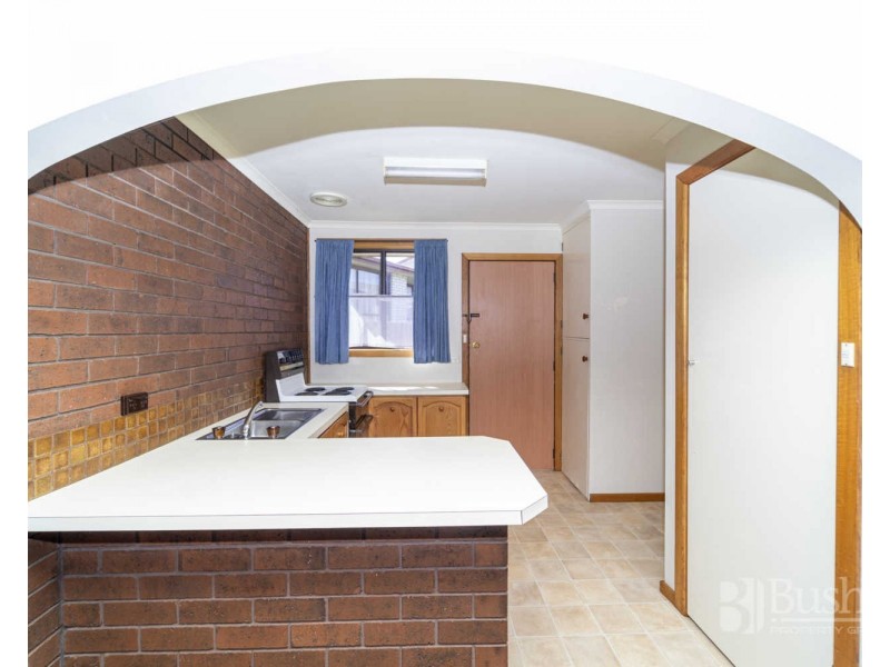 18 Bronzewing Avenue, Newnham TAS 7248