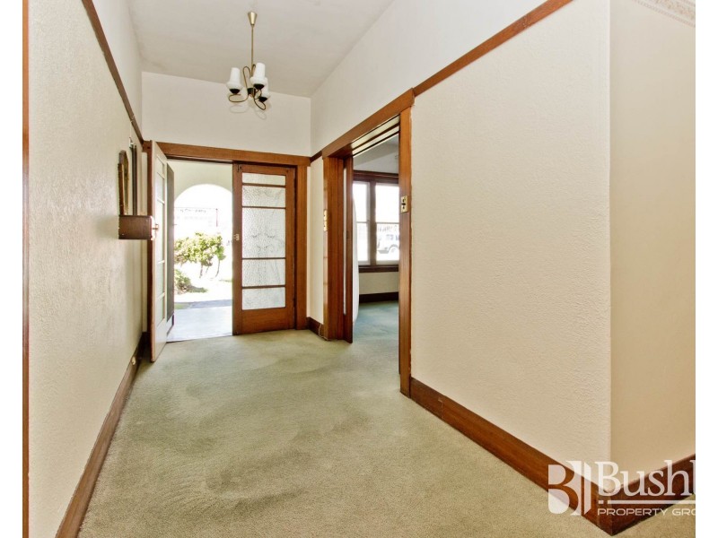 429 Invermay Road, Mowbray TAS 7248