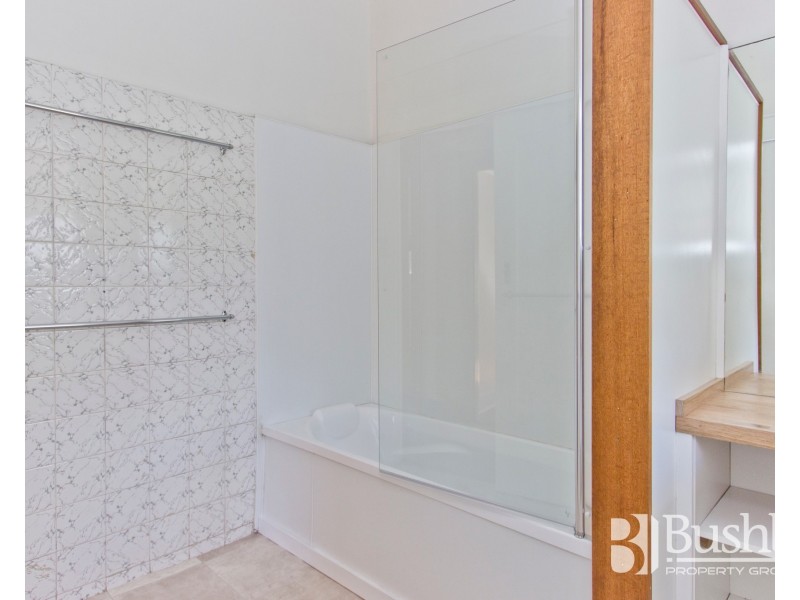 429 Invermay Road, Mowbray TAS 7248