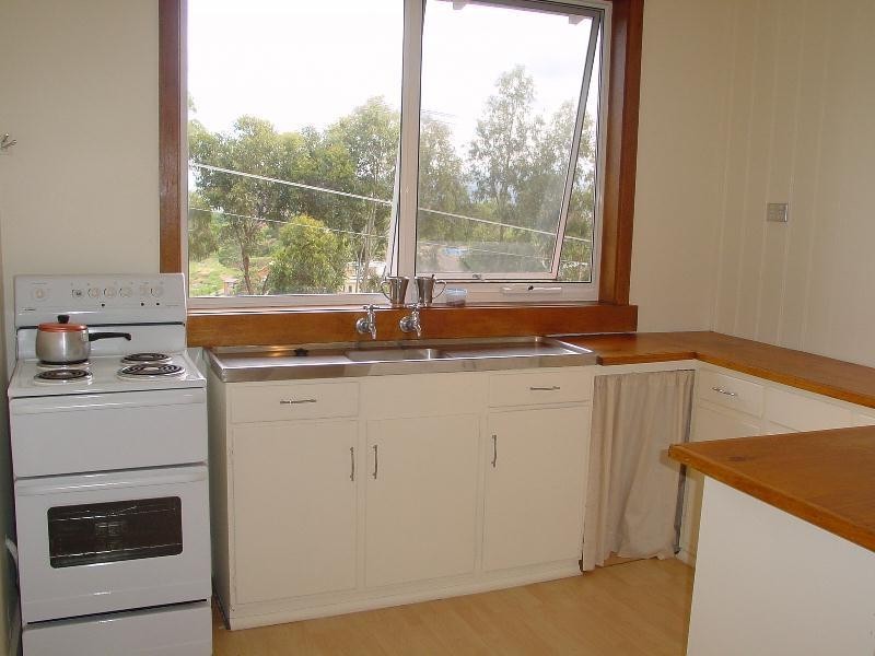11 Denison ROAD, West Launceston TAS 7250