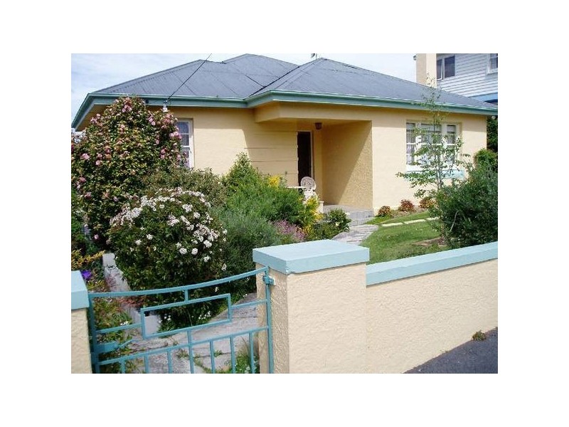 Wentworth STREET, Newstead TAS 7250