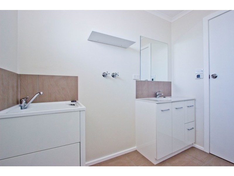 2/329a Westbury Road, Prospect TAS 7250