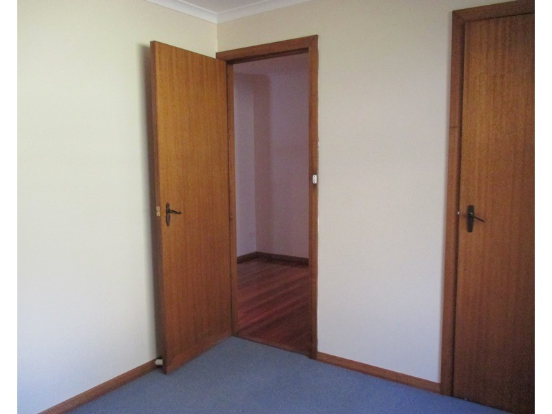 27 Denison ROAD, West Launceston TAS 7250