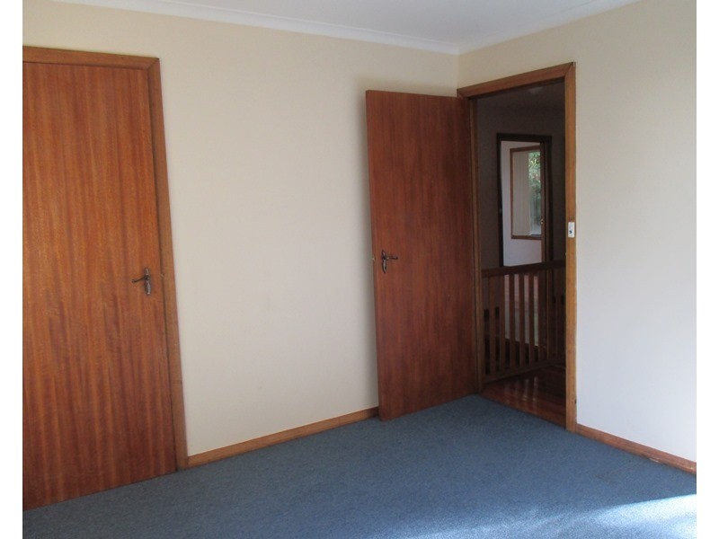 27 Denison ROAD, West Launceston TAS 7250