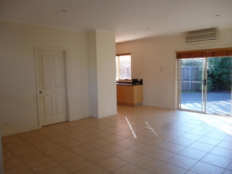 2/13 Landsborough Avenue, Launceston TAS 7250