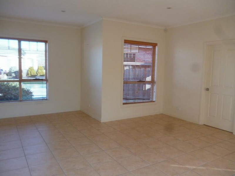 2/13 Landsborough Avenue, Launceston TAS 7250