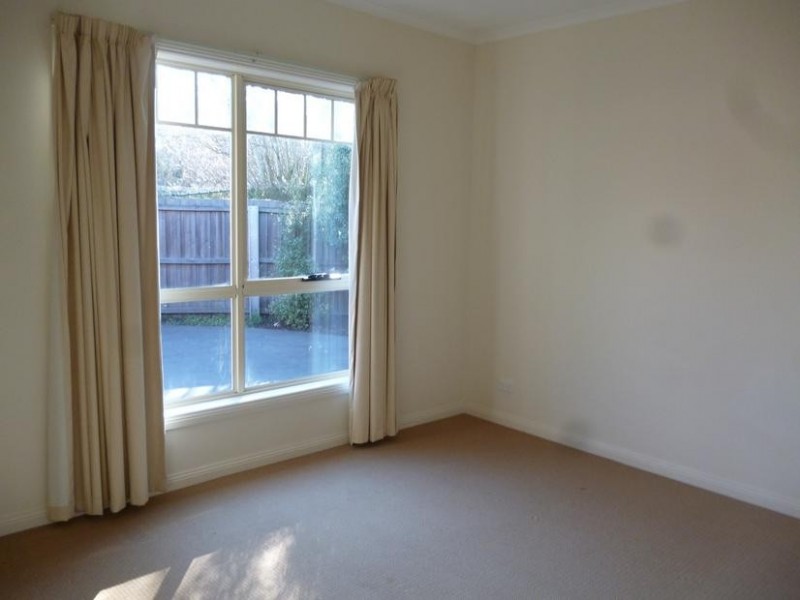 2/13 Landsborough Avenue, Launceston TAS 7250