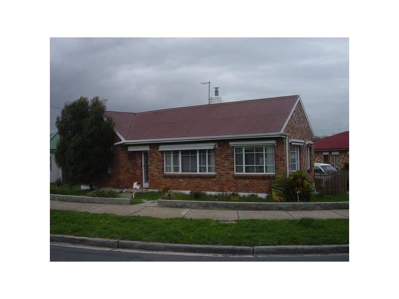 8 Birch Avenue, Newstead TAS 7250