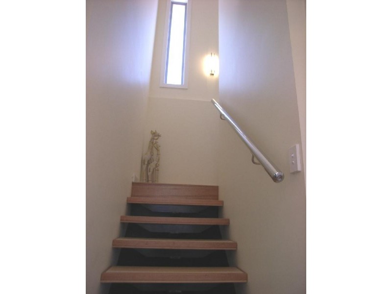 1/15 Rothesay Close, Newnham TAS 7248