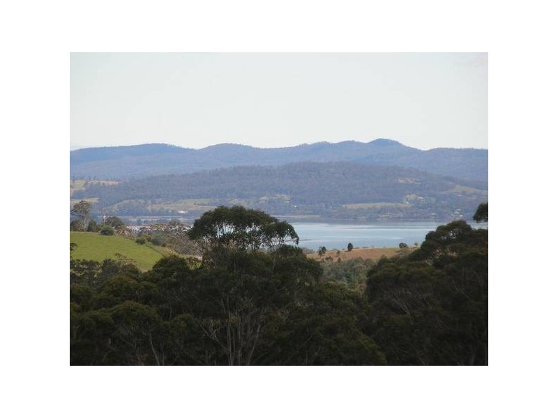 2 Mountain View Crescent, Grindelwald TAS 7277