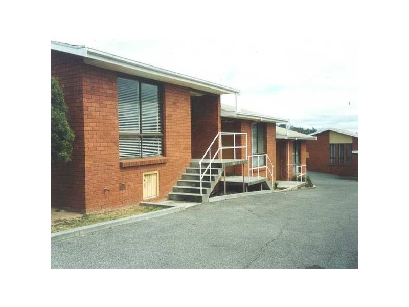1/6 Victoria Street, Youngtown TAS 7249