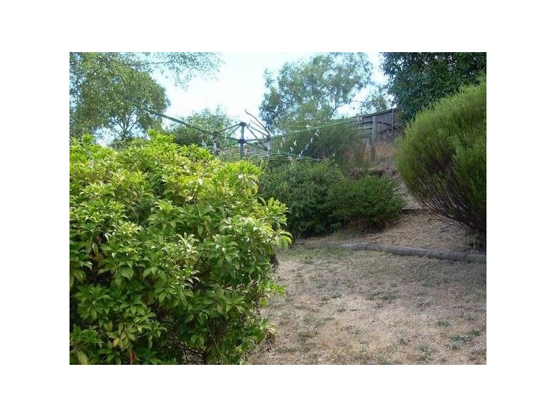 31 Parklands Parade, Newnham TAS 7248