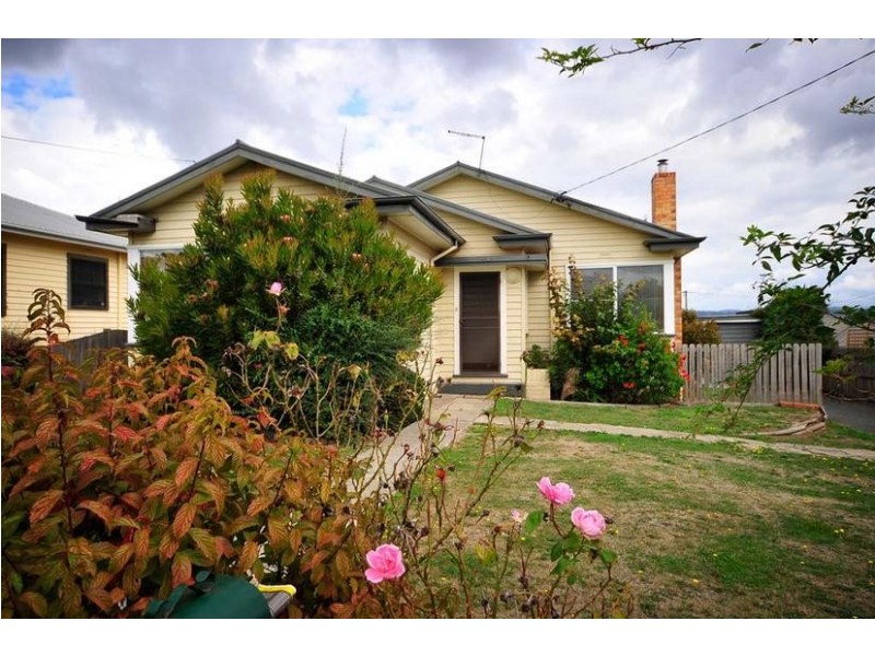 13 Baird Street, Newnham TAS 7248