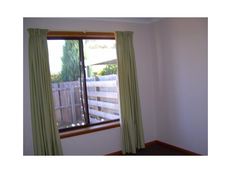 2/5 Jamison Street, West Launceston TAS 7250