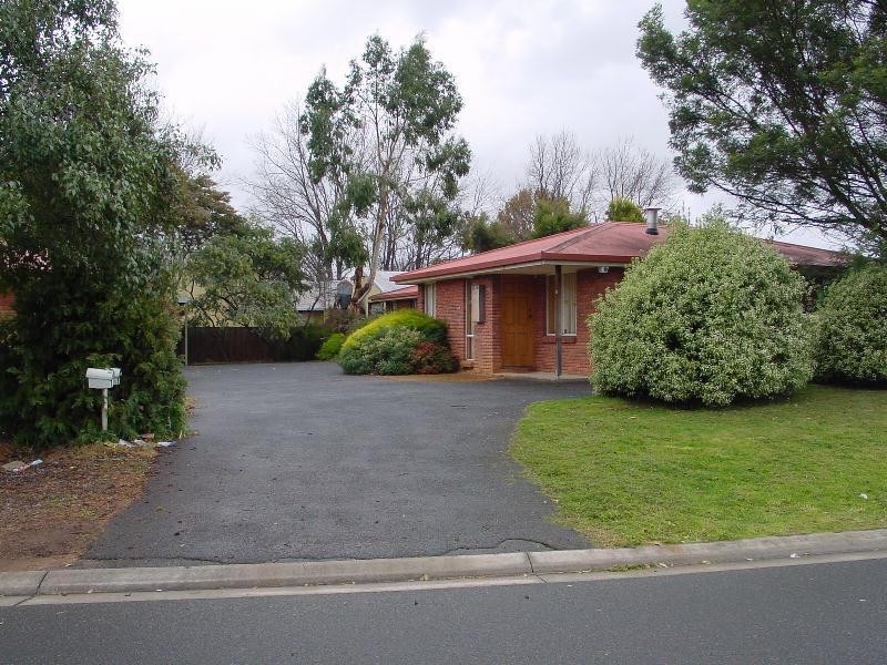 1/1-3 Newnham Close, Newnham TAS 7248