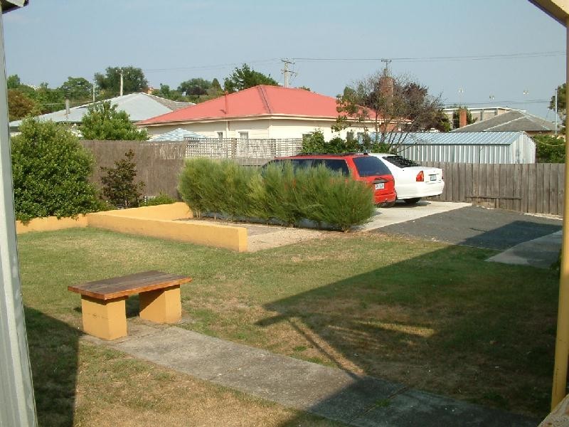 15 Rowan Avenue, Newstead TAS 7250