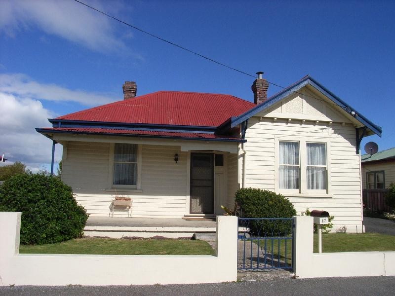 17 Joffre Street, Mowbray TAS 7248