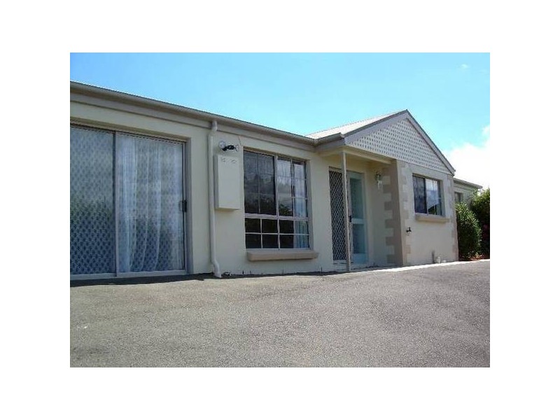 2/25 Floreat Crescent, Trevallyn TAS 7250