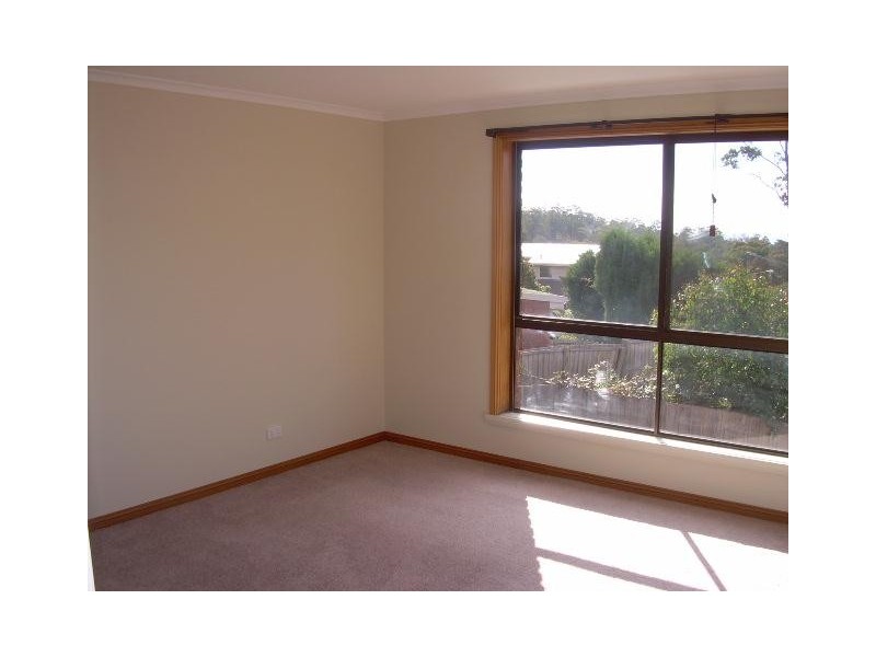 4 Beaumaris Court, Trevallyn TAS 7250