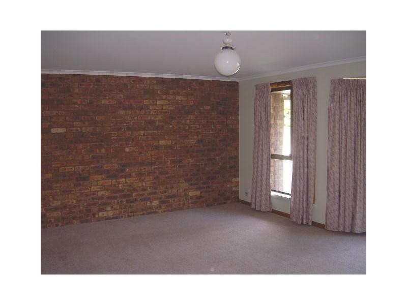 4 Beaumaris Court, Trevallyn TAS 7250