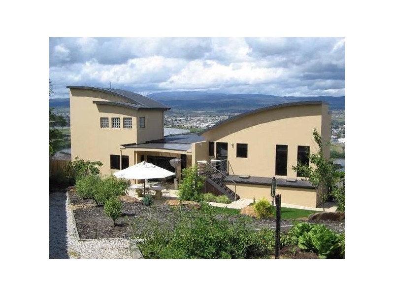 6 Gourlay Court, Trevallyn TAS 7250