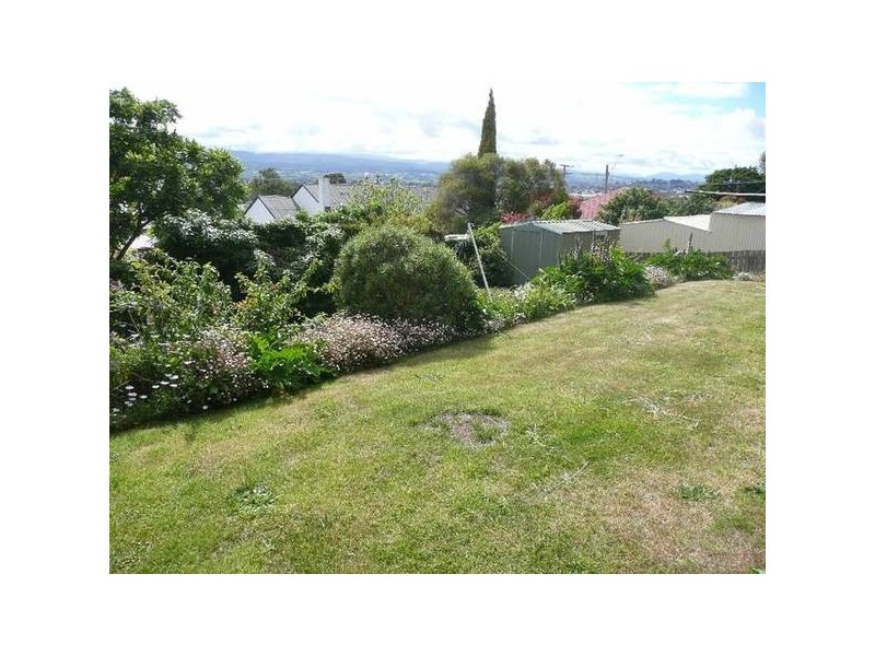 10 Cooper Crescent, Riverside TAS 7250