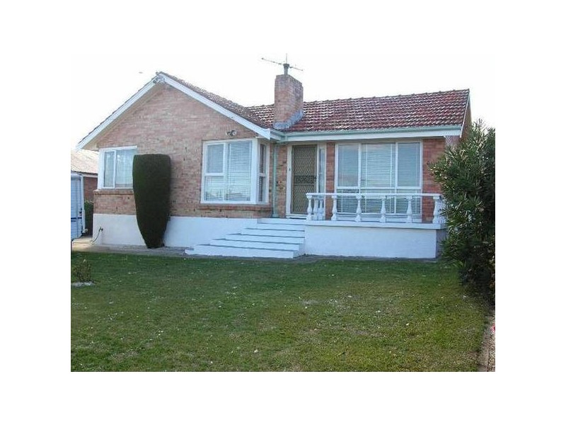 Karpaty Avenue, Newnham TAS 7248