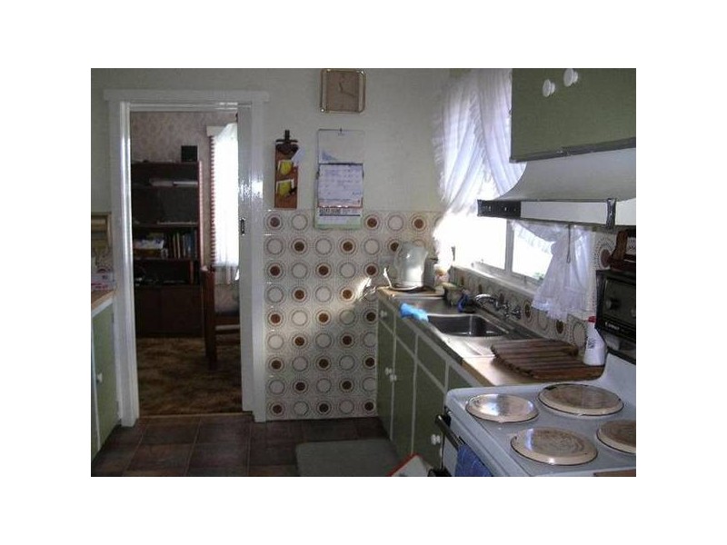 Karpaty Avenue, Newnham TAS 7248