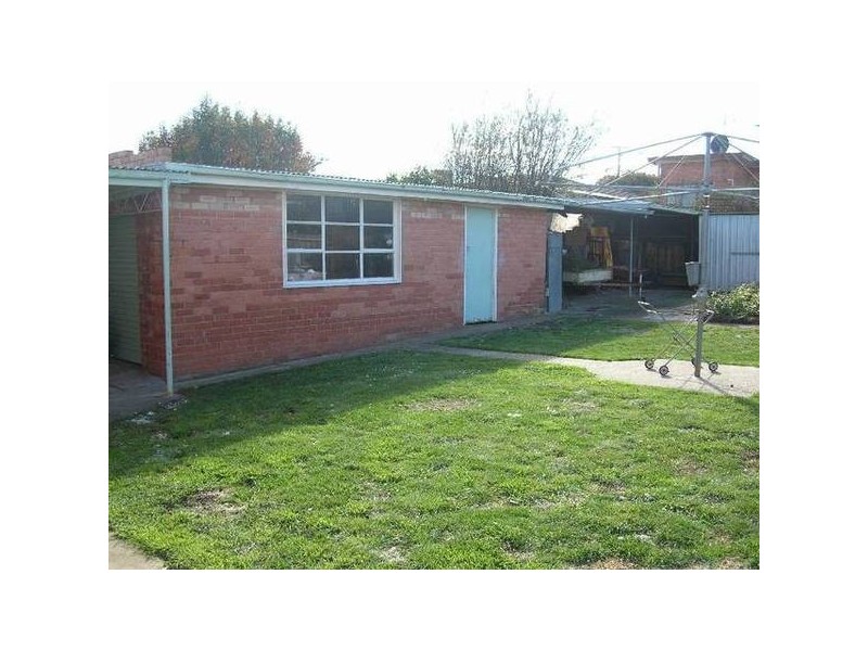 Karpaty Avenue, Newnham TAS 7248